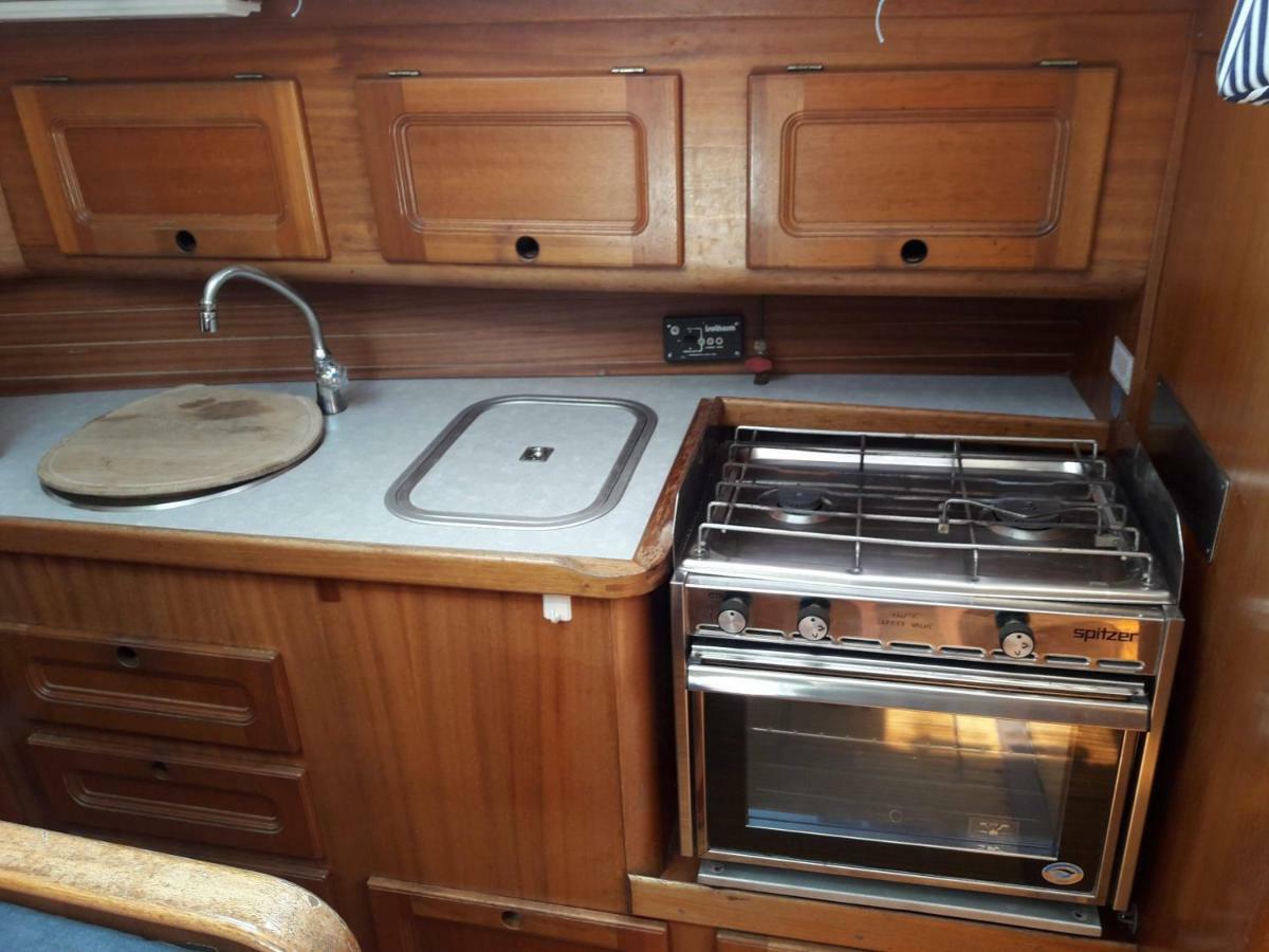 Yacht Suite Marina Di Grosseto Exterior photo